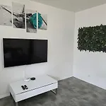 Apartament Sejour A A 12 Minutes D'orly Airport Et De Paris 14eme - Aux Reflets Pastels *